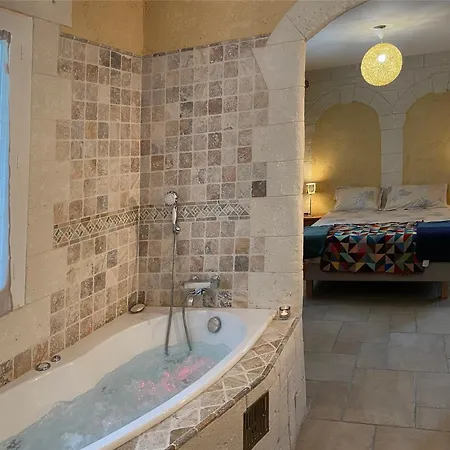 Appartement Avec Jacuzzi, Et Accès Privé à La Rivière *
