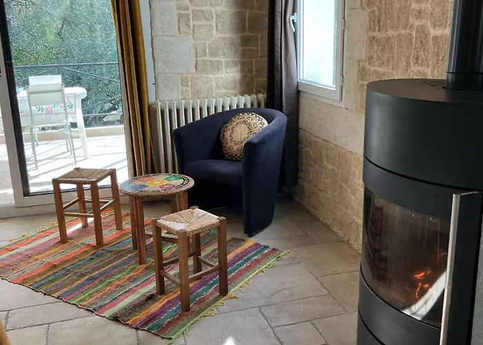 Avec Jacuzzi, Et Acces Prive A La Riviere 아파트